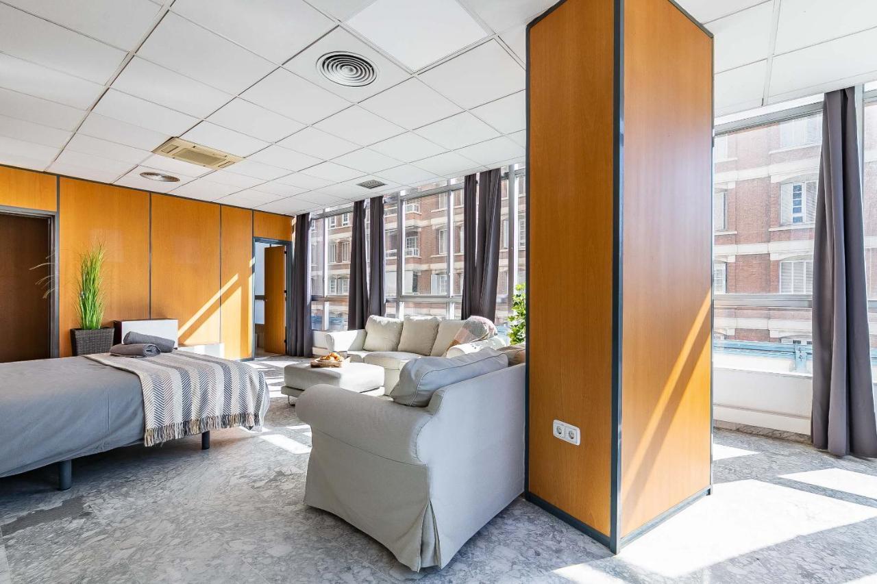 Grand Soho Ofihouse Malaga公寓 外观 照片