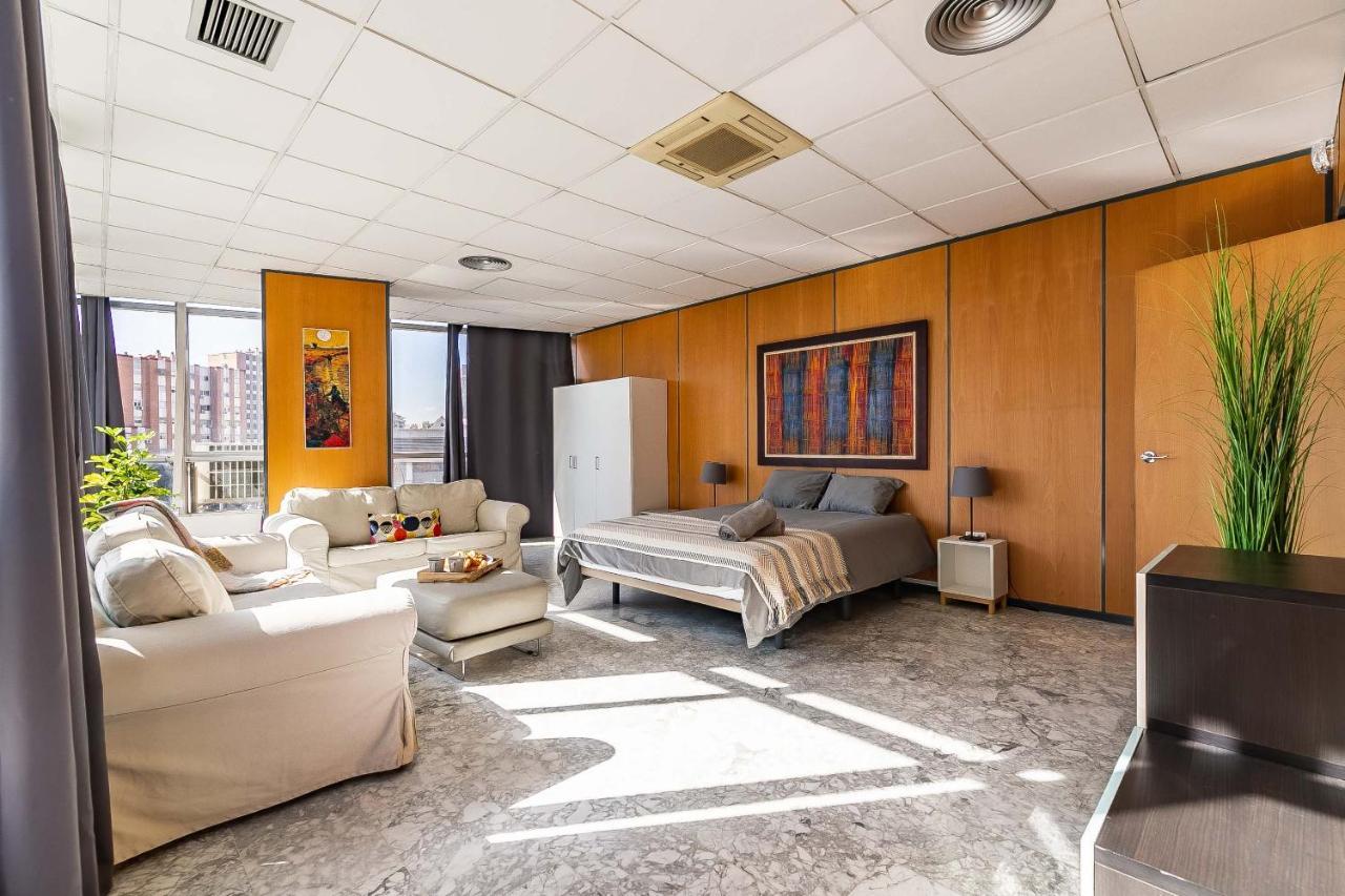 Grand Soho Ofihouse Malaga公寓 外观 照片