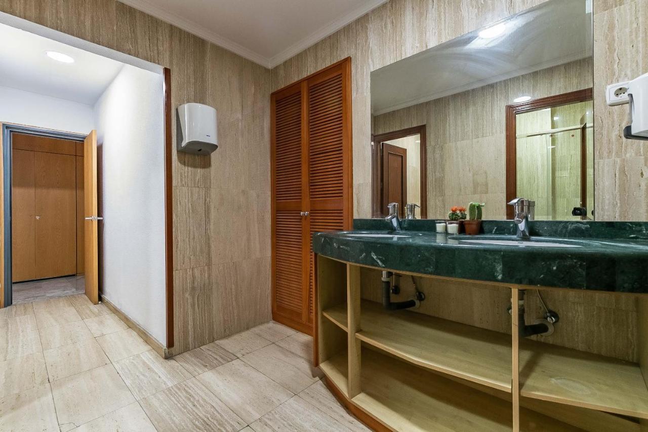 Grand Soho Ofihouse Malaga公寓 外观 照片